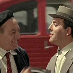 Foto De picos pardos a la ciudad