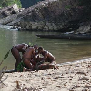 Foto La niña de la selva