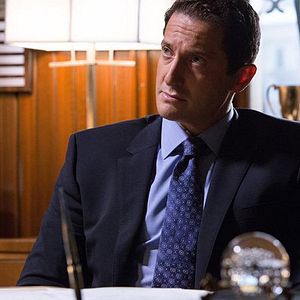 Foto Sasha Roiz