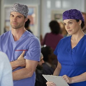Foto Saving Hope