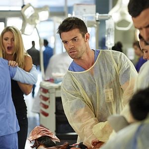Foto Saving Hope