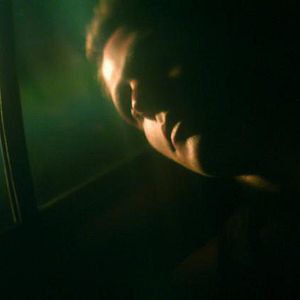 Foto Iain De Caestecker