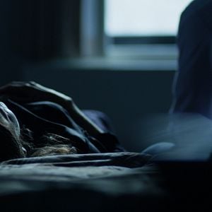 Foto She's Lost Control