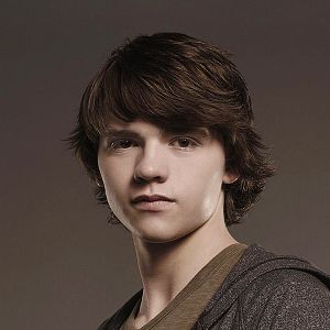 Foto Joel Courtney