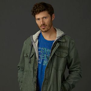 Foto Zach Gilford