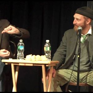 Foto The Girl Under the Waves