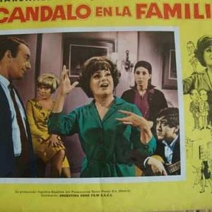 Foto Escándalo en la familia