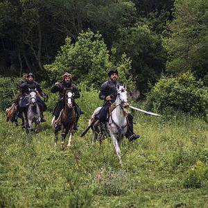 Foto Diriliş Ertuğrul