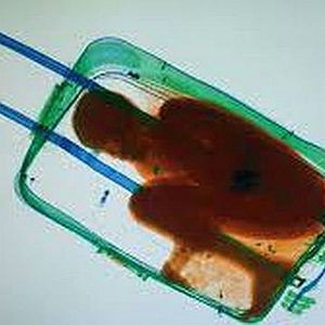 Foto El niño de la maleta