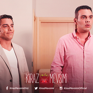 Foto Amar es primavera: Cherry Season