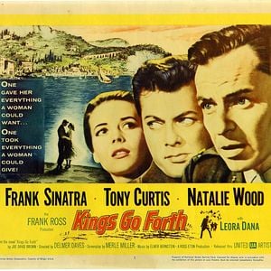 Foto Cenizas bajo el Sol