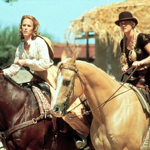 Foto Cuatro mujeres y un destino