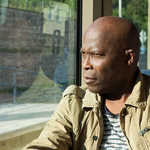 Foto Elie James Blezes