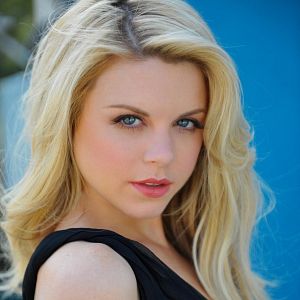 Foto Bailey De Young