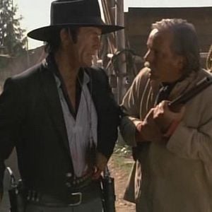 Foto La luna del pistolero