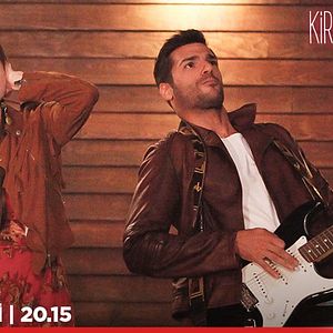 Foto Amar es primavera: Cherry Season