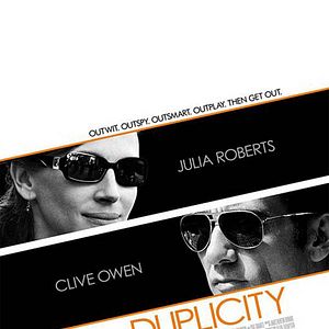 Foto Duplicity