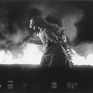 Foto Godzilla, Japón bajo el terror del monstruo