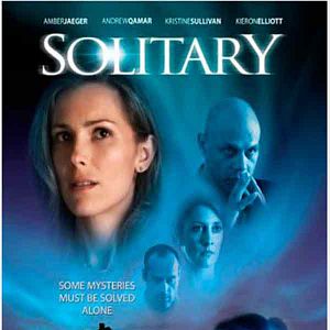 Foto Viviendo un engaño (Solitary)