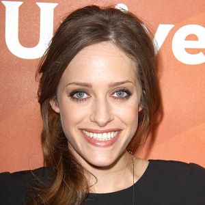 Foto Carly Chaikin