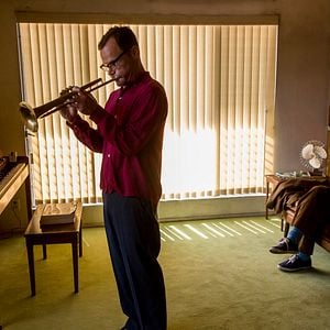 Foto Low down (Una vida al límite)