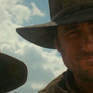 Foto Outlaws and Angels