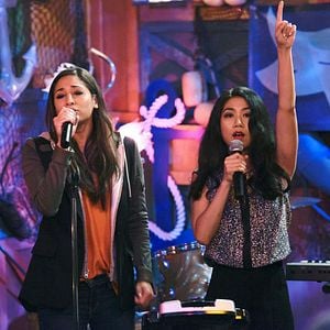 Foto Cooper Barrett's Guide To Surviving Life