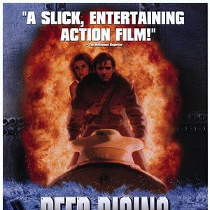 Foto Deep rising (El misterio de las profundidades)