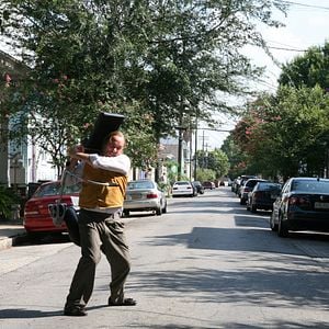 Foto Father of Invention