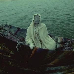 Foto Na srebrnym globie