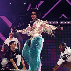 Foto Popstar: Never Stop Never Stopping