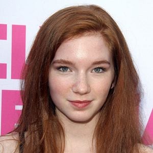 Foto Annalise Basso