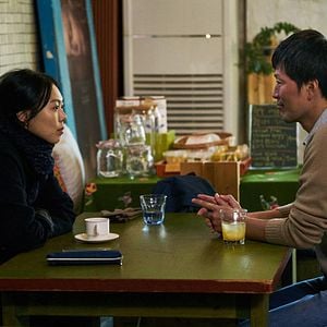 Foto En la playa sola de noche