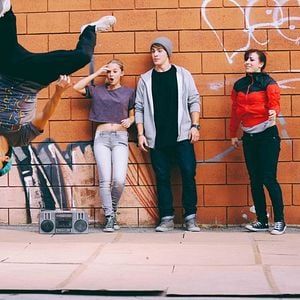 Foto Wild for the Night