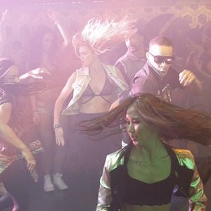 Foto Wild for the Night