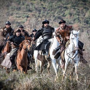 Foto Diriliş Ertuğrul