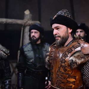 Foto Diriliş Ertuğrul