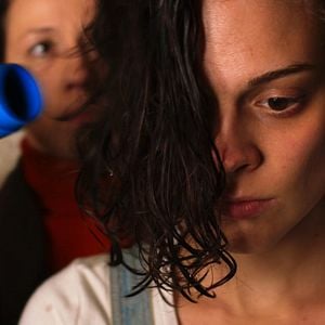 Foto Demasiado cerca (Tesnota)