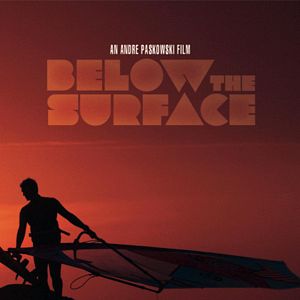 Foto Below the Surface