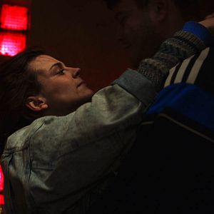 Foto Demasiado cerca (Tesnota)