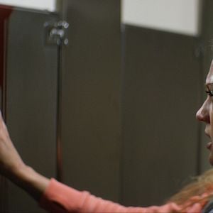 Foto Tell Me How I Die