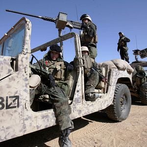 Foto Generation Kill