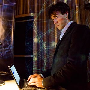 Foto Ashley Zukerman