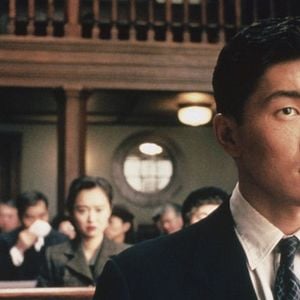 Foto Mientras nieva sobre los cedros