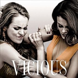 Foto Dinastía (2017)