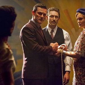 Foto Bella Heathcote