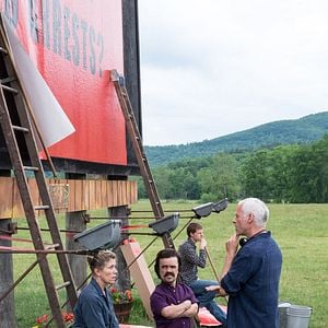Foto Tres anuncios en las afueras