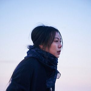 Foto En la playa sola de noche