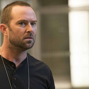 Foto Sullivan Stapleton