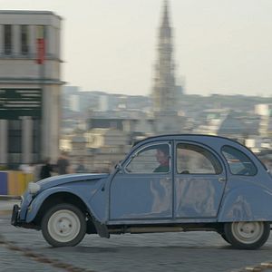 Foto Ni Juge, Ni Soumise